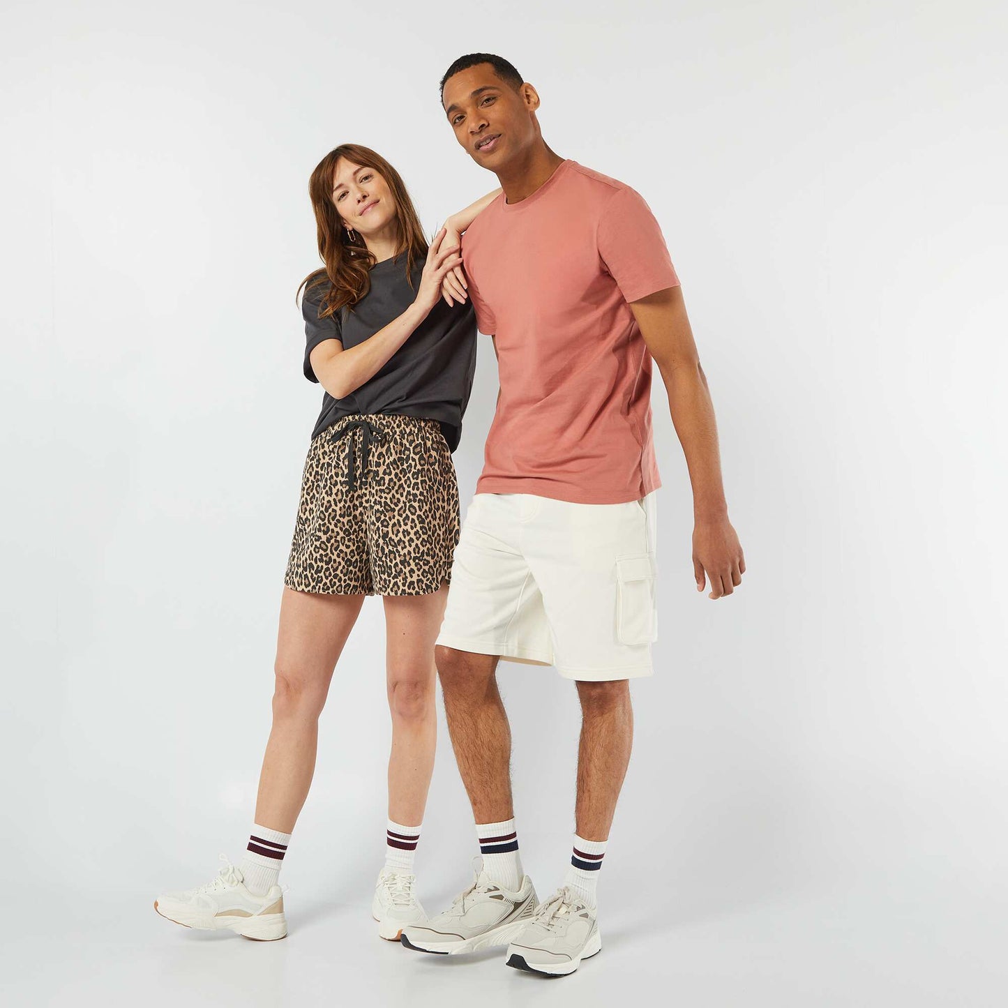 Multi-pocket sweatshirt fabric Bermuda shorts WHITE