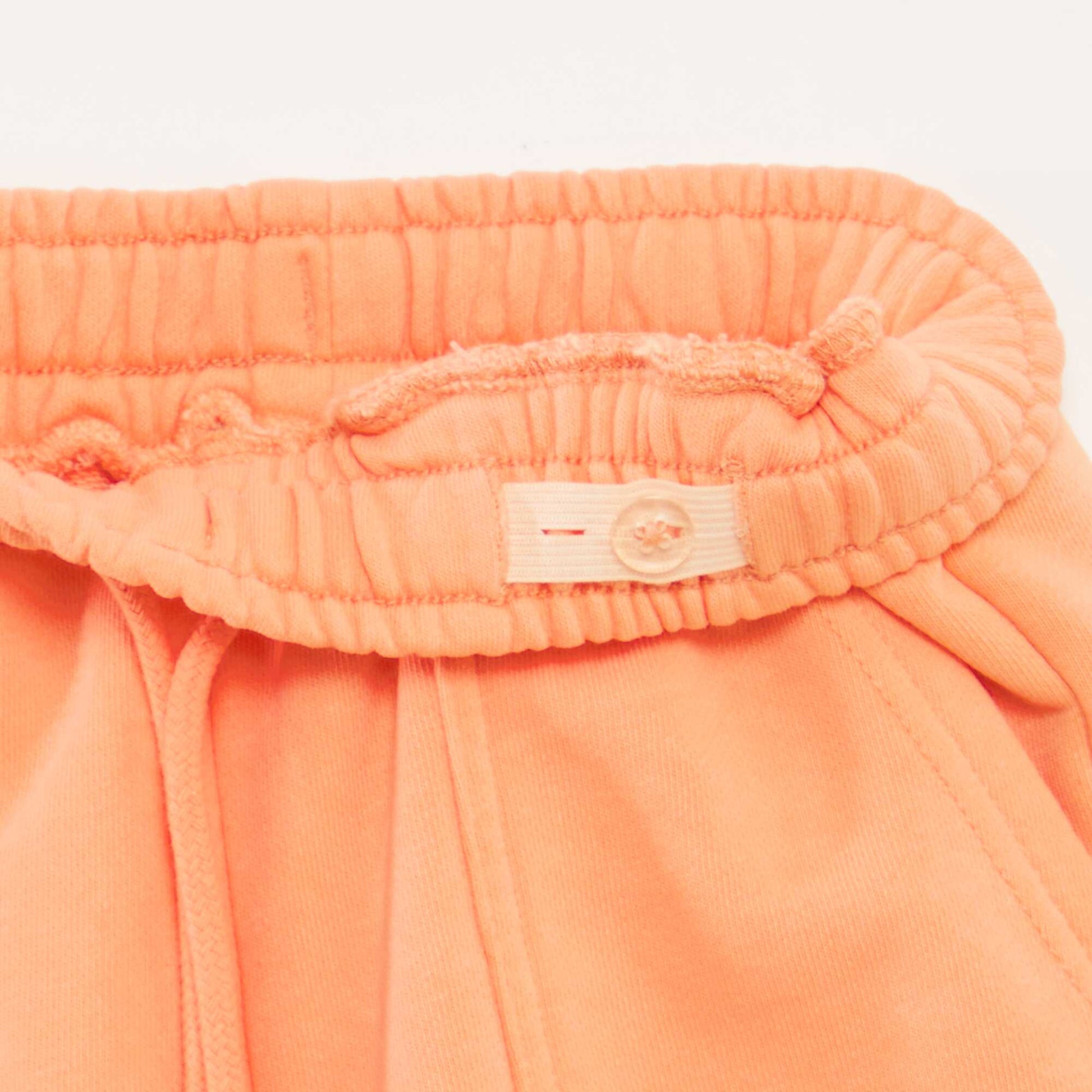 Shorts with large pockets ORANGE