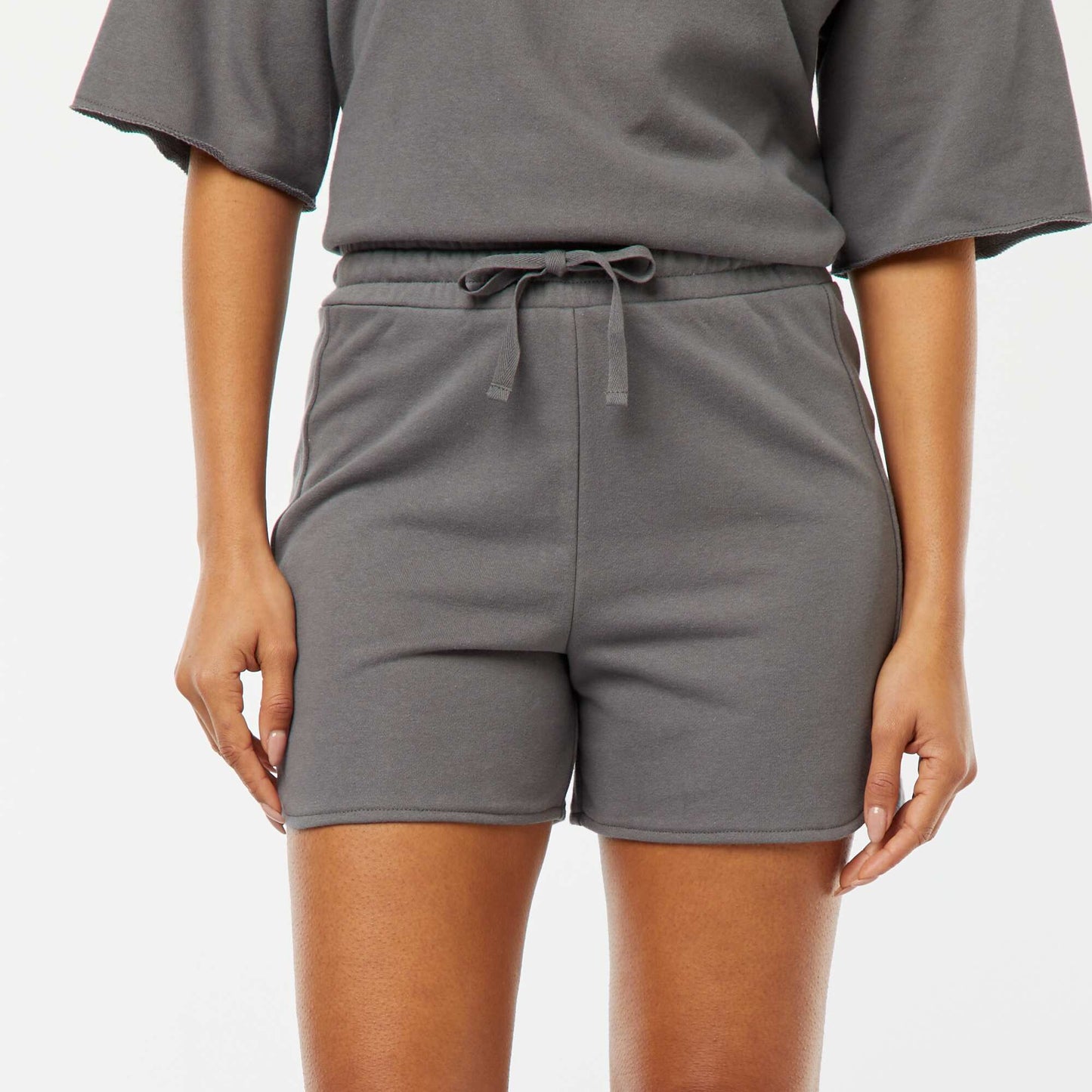 Sweatshirt fabric shorts with drawstrings GREY