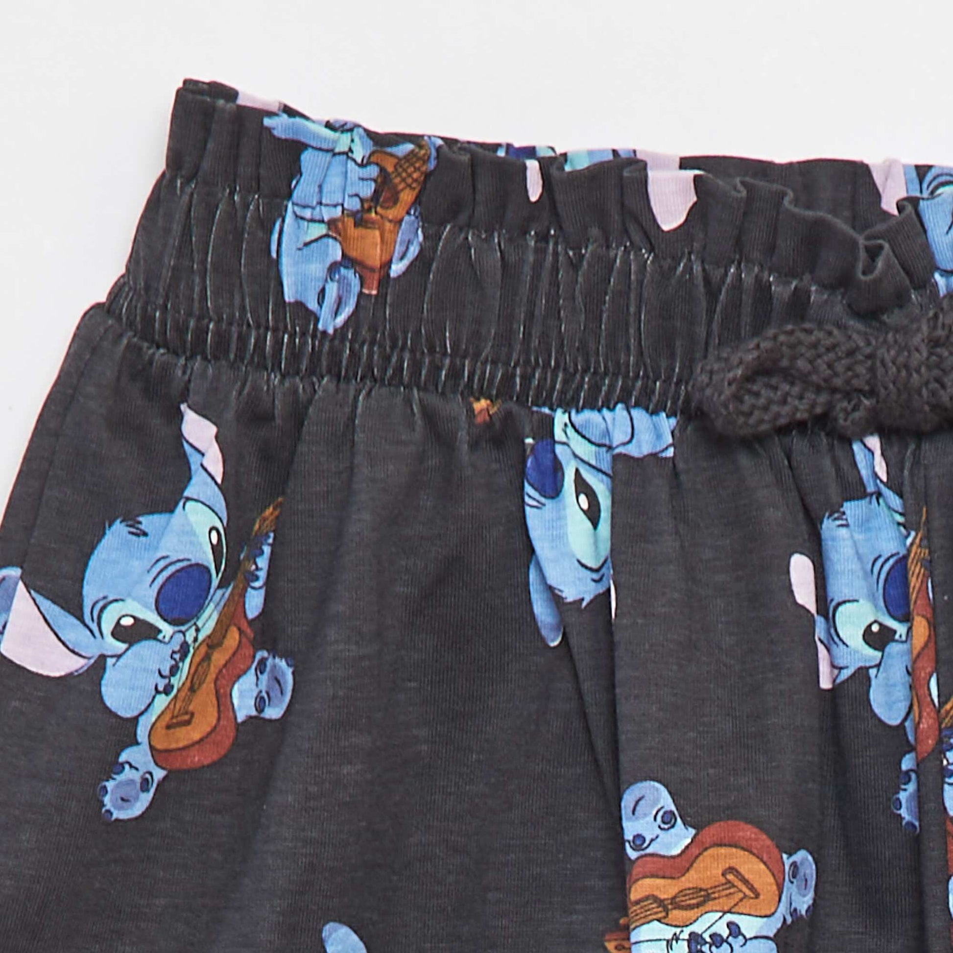 Stitch shorts BLACK