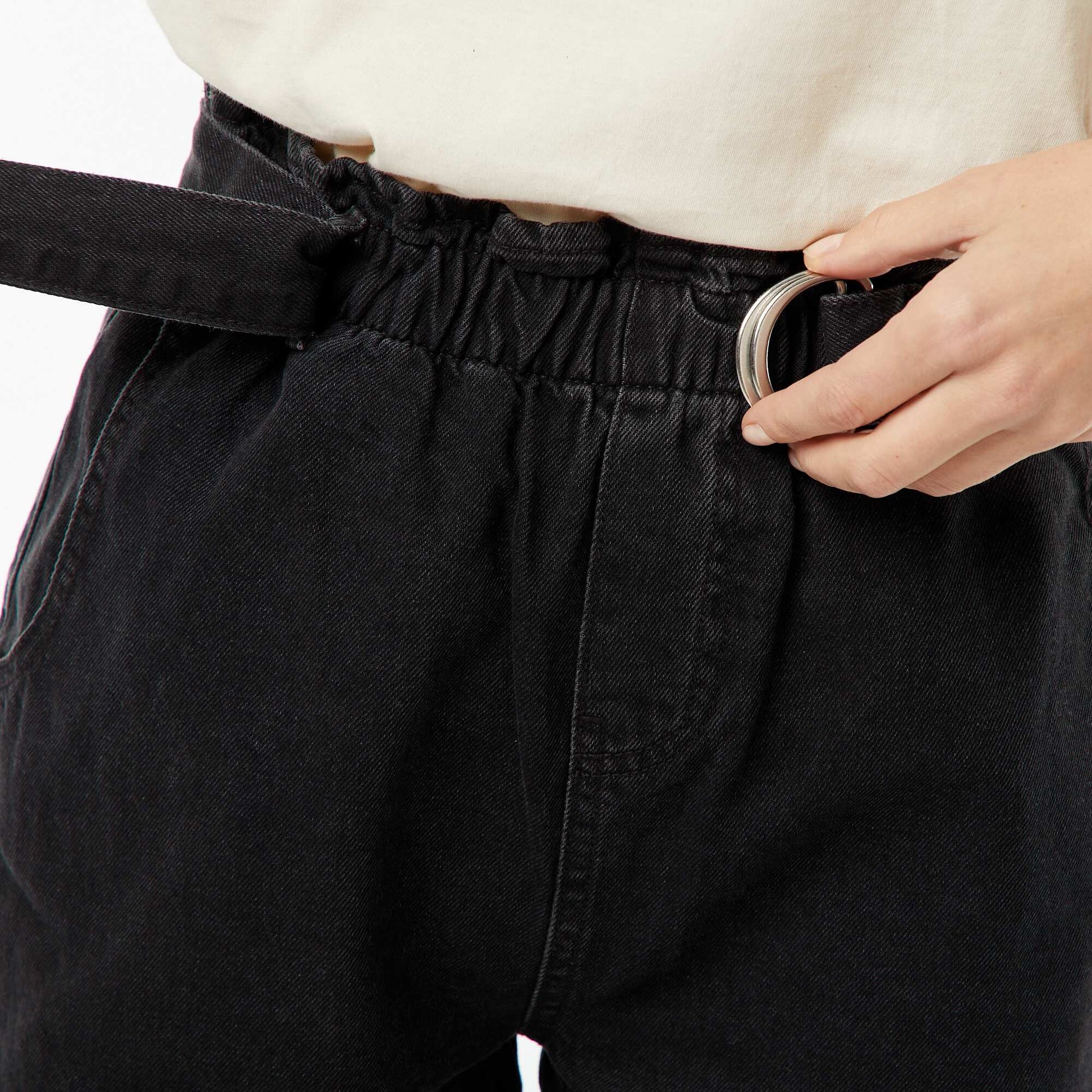 High-waisted denim shorts BLACK