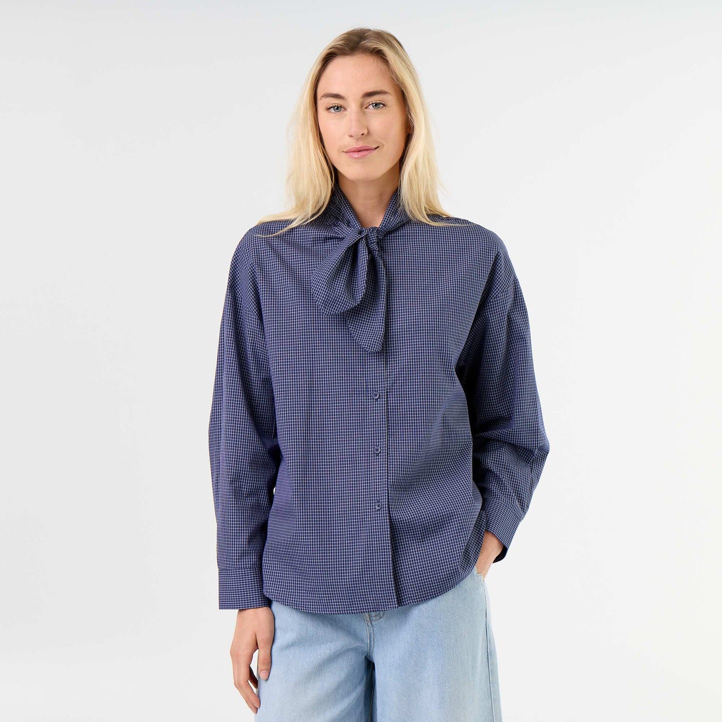 Loose Long-Sleeved Shirt with Pussy-Bow Collar BLUE