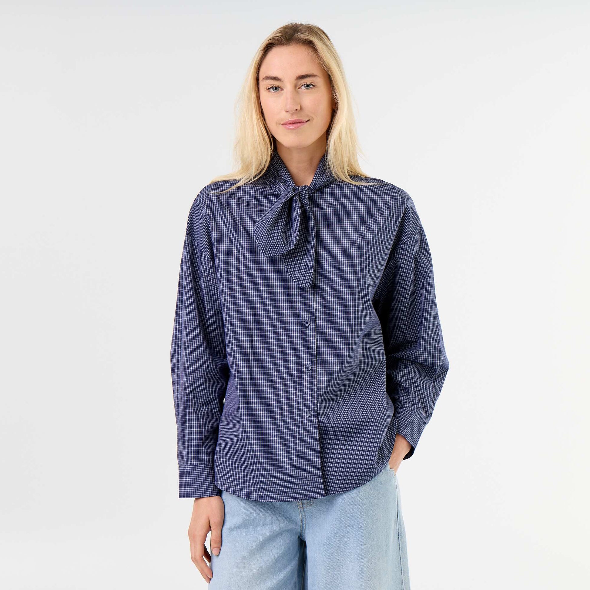 Loose Long-Sleeved Shirt with Pussy-Bow Collar BLUE